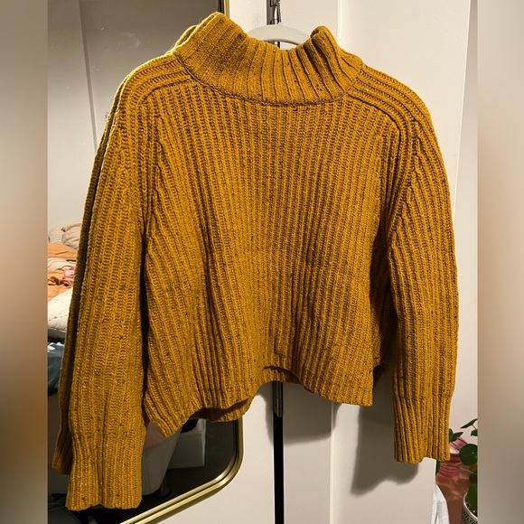 Urban Outfitters Silence and Noise Chunky Mockneck Cropped Sweater - Picture 1 of 3